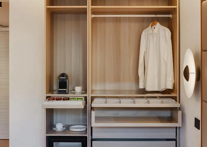 The Romex 招待所 罗马