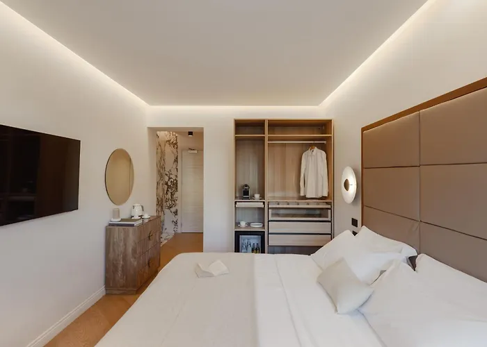 The Romex بيت ضيافة